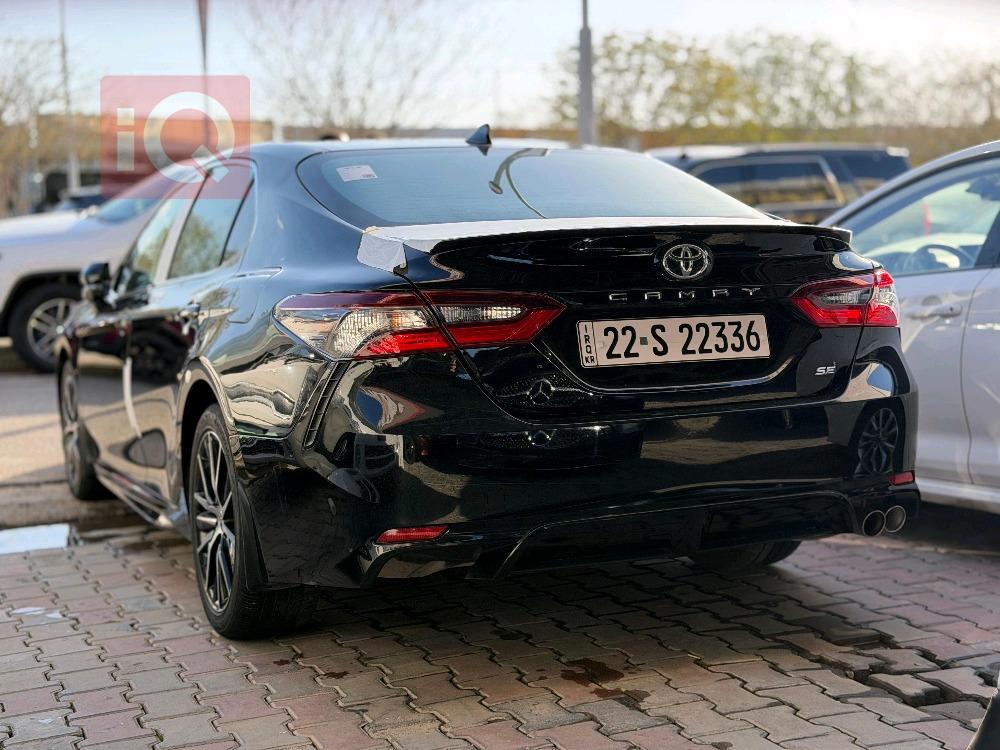 تۆیۆتا کامری